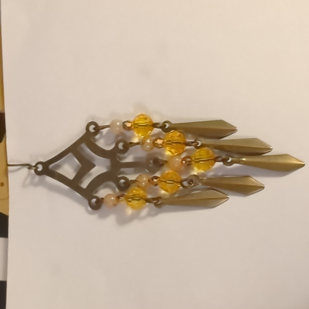 Dangle beaded earrings - Picture 2 of 2